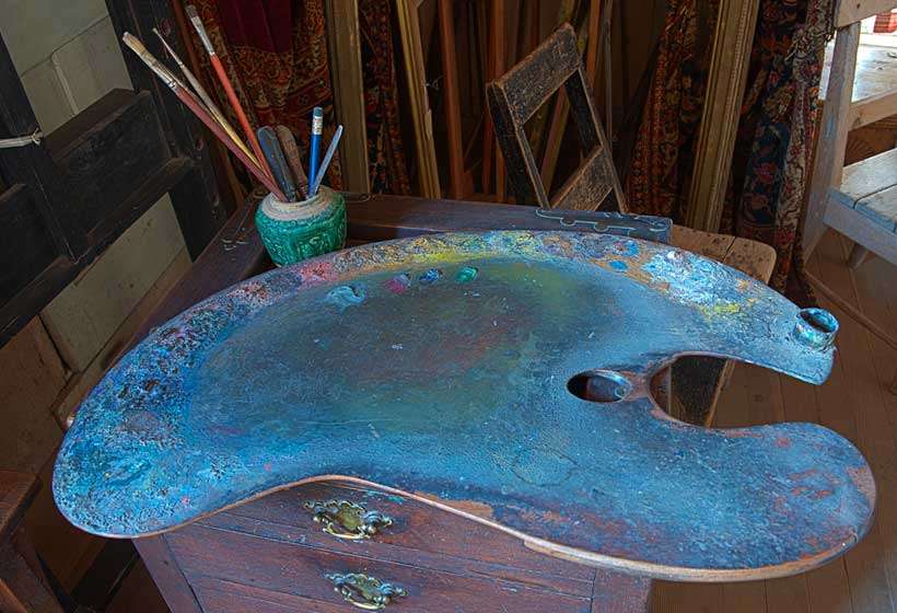 Couse’s palette and brushes.